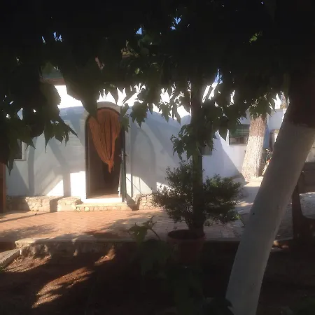 Couette-café Desiderio Sant Isidoro (Apulia)